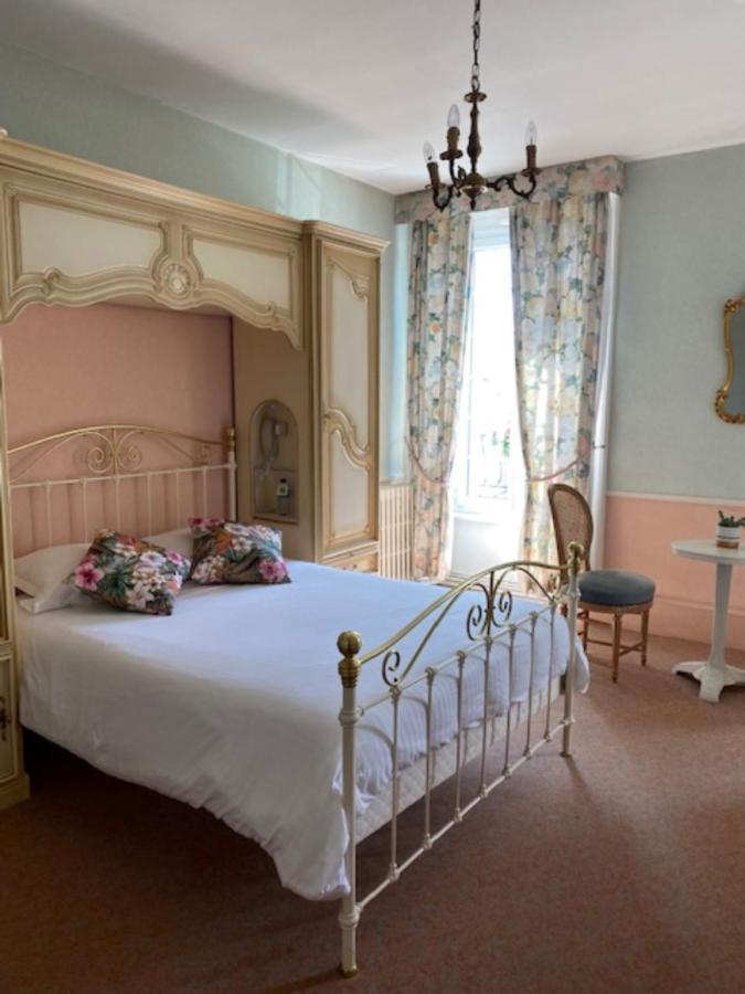 Le Relais De La Rance - Chambres D'Hotes Quédillac Kültér fotó