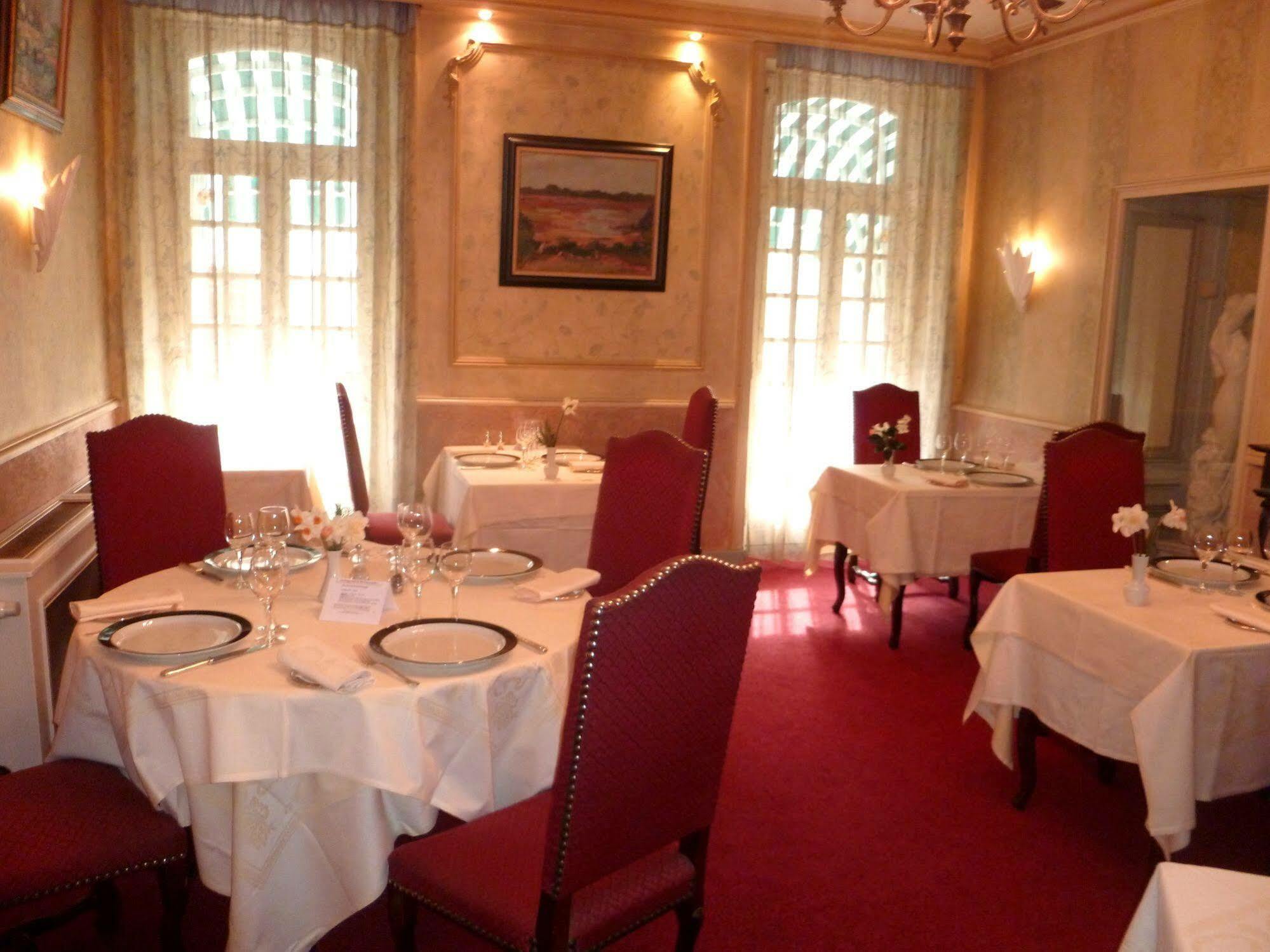 Le Relais De La Rance - Chambres D'Hotes Quédillac Kültér fotó